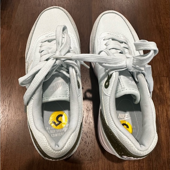 Nike Women's Air Max Running Sneakers Light Blue Size 5 - Picture 3 of 13